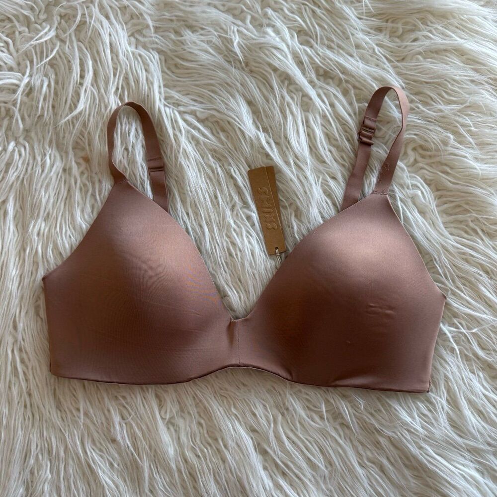 Skims Wireless Form T-shirt Bra Sienna Size 38D